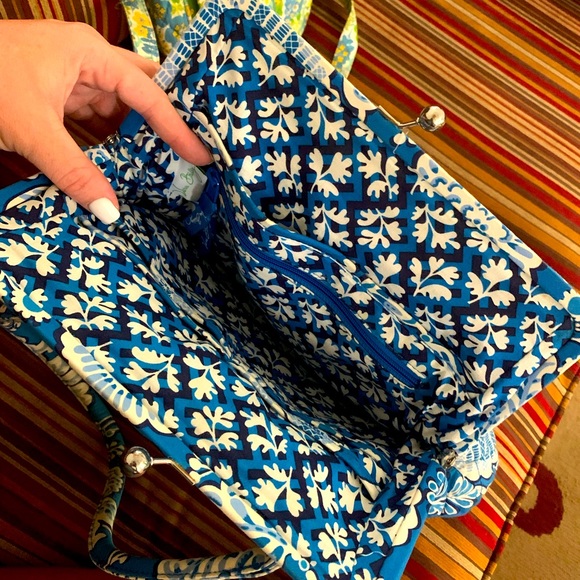 Vera Bradley Bags LIKE NEW - Picture 6 of 6